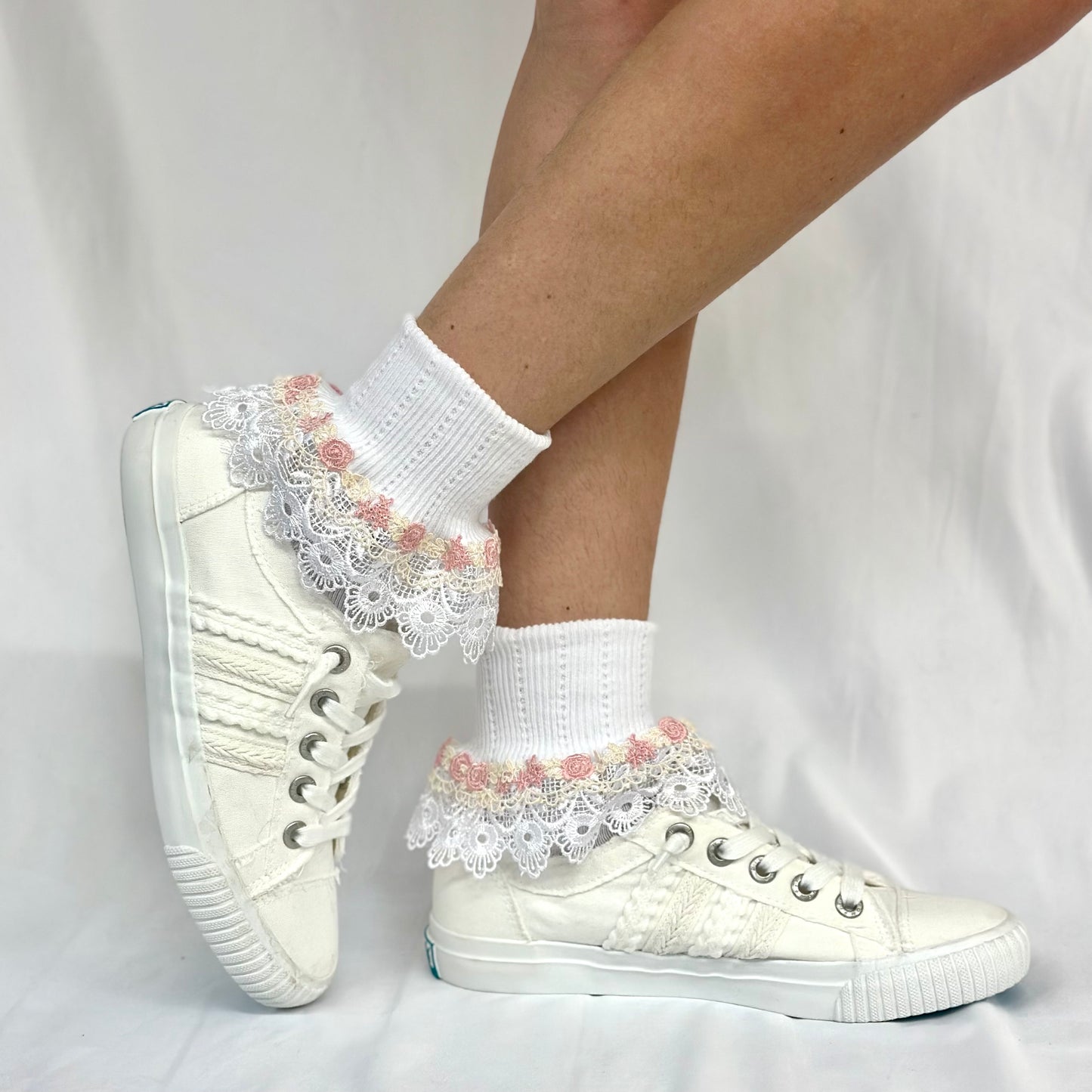 DOUBLE LACE cuff socks - white
