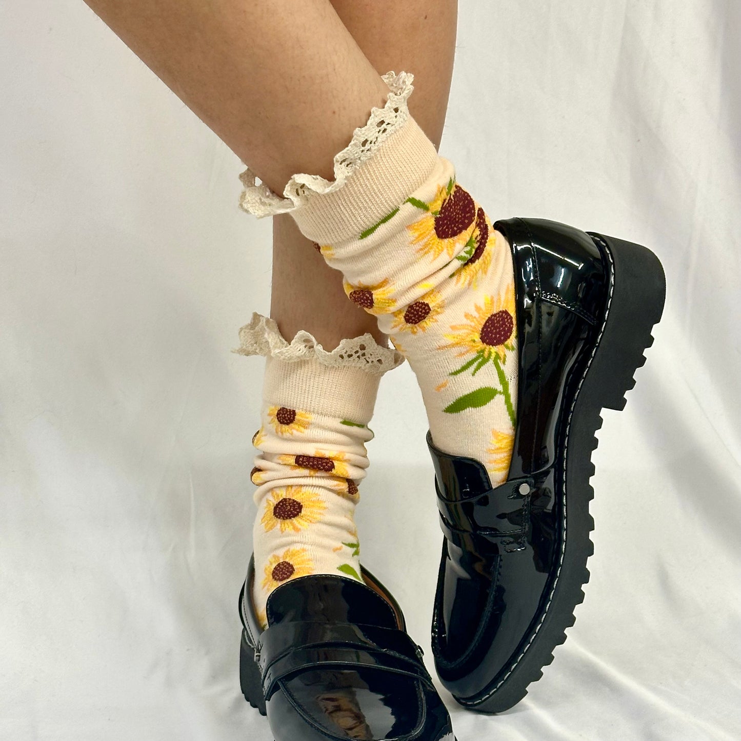 SUNFLOWER floral lace ankle sock