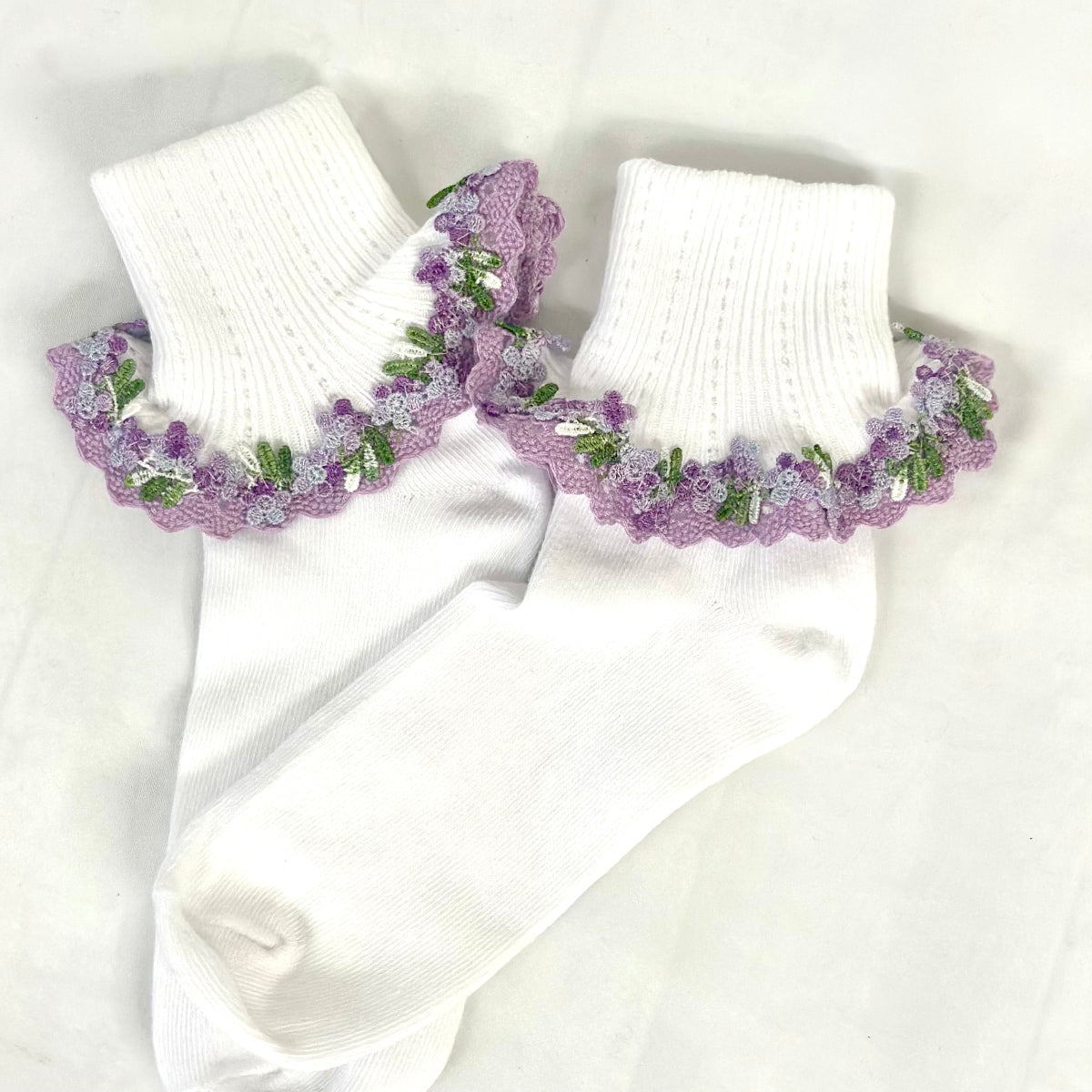 BOUQUET lace cuff socks - lavender