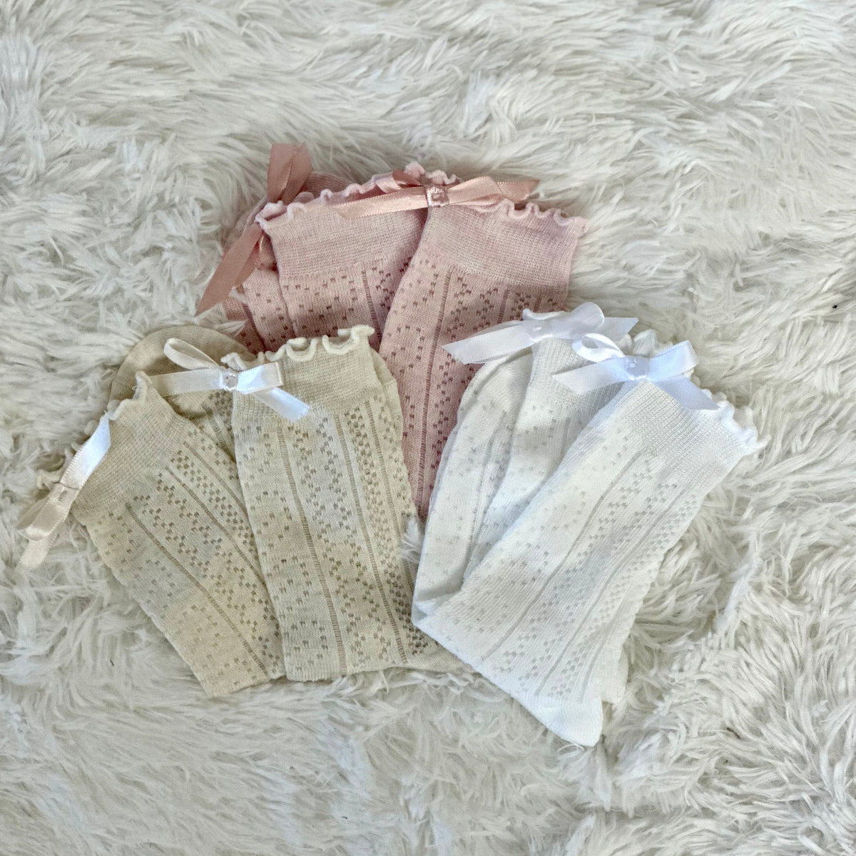 BOW ruffle top pointelle sock - white, beige, blush