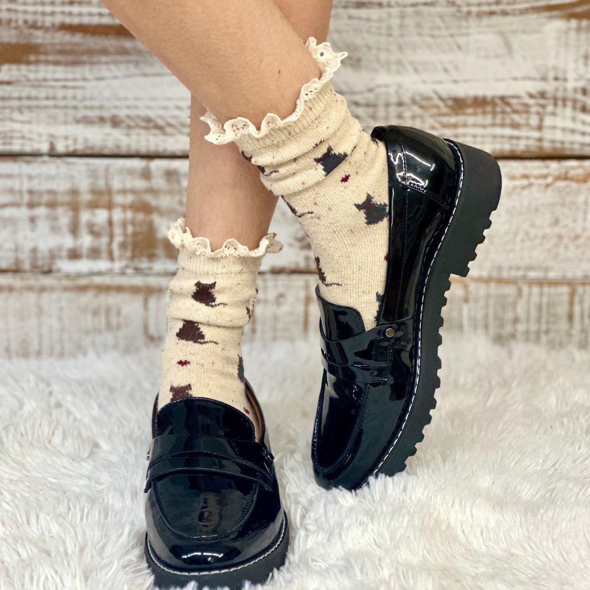 PURR LOVE Cat & Hearts Crew Socks