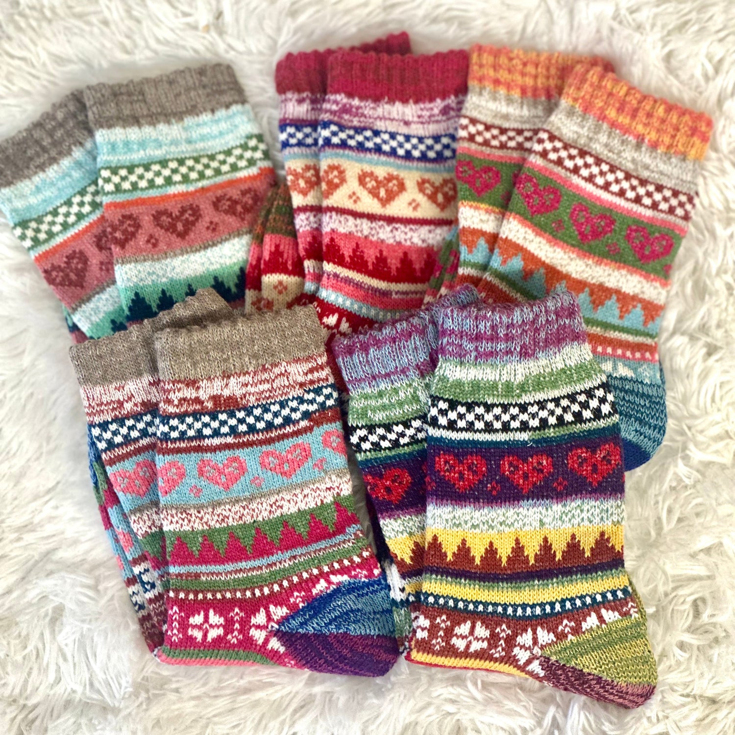 heart pattern knit ankle socks by Catherine cole