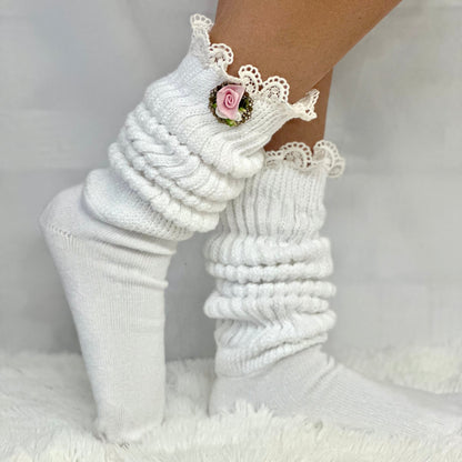 Flower pin lace topped ultimate slouch socks - white