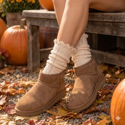 The 1992 Classic Cable Knit Lace Sock — Natural Beige