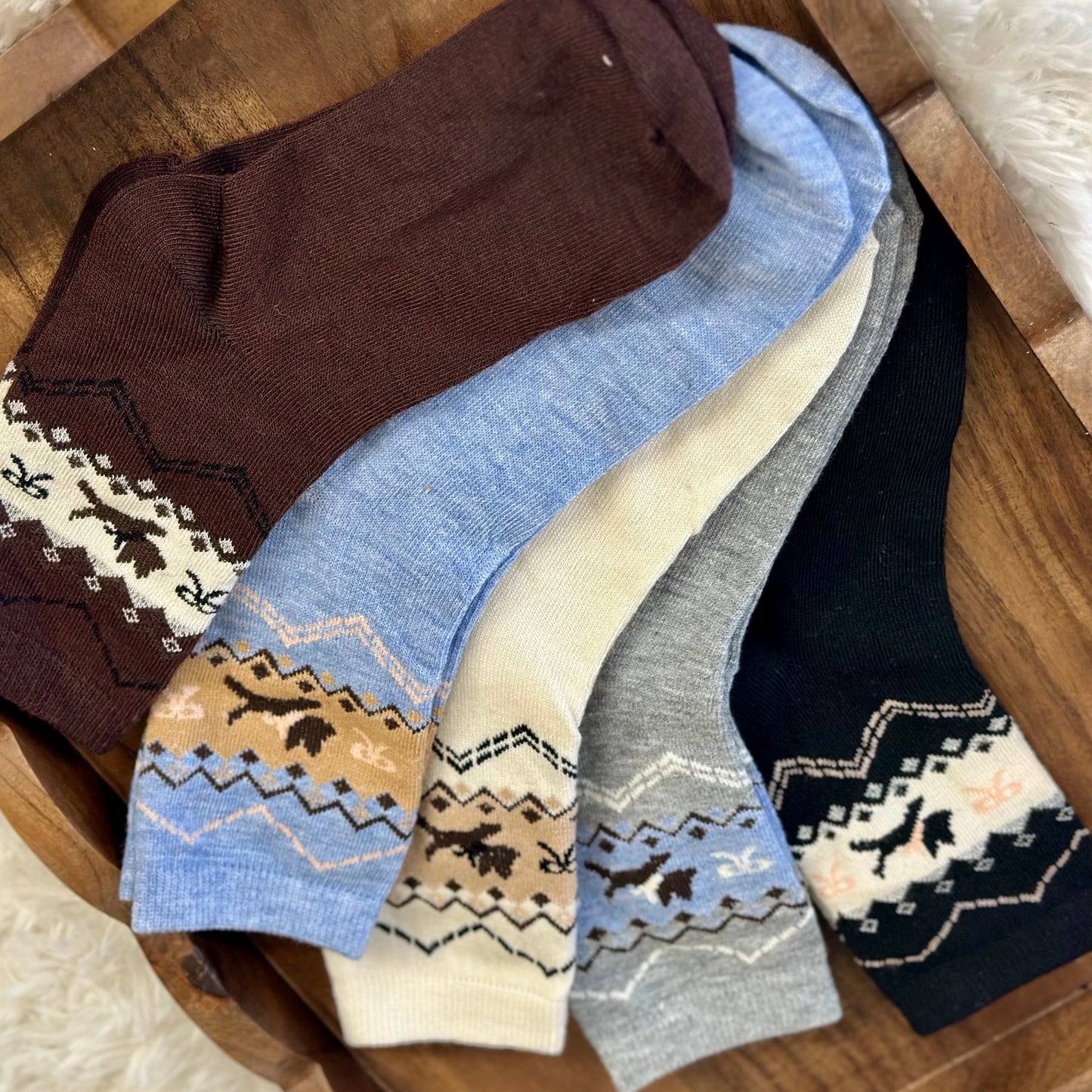 Barks and Bows 5-Pack assorted  Bundle + Wish Bracelet | Ankle Socks