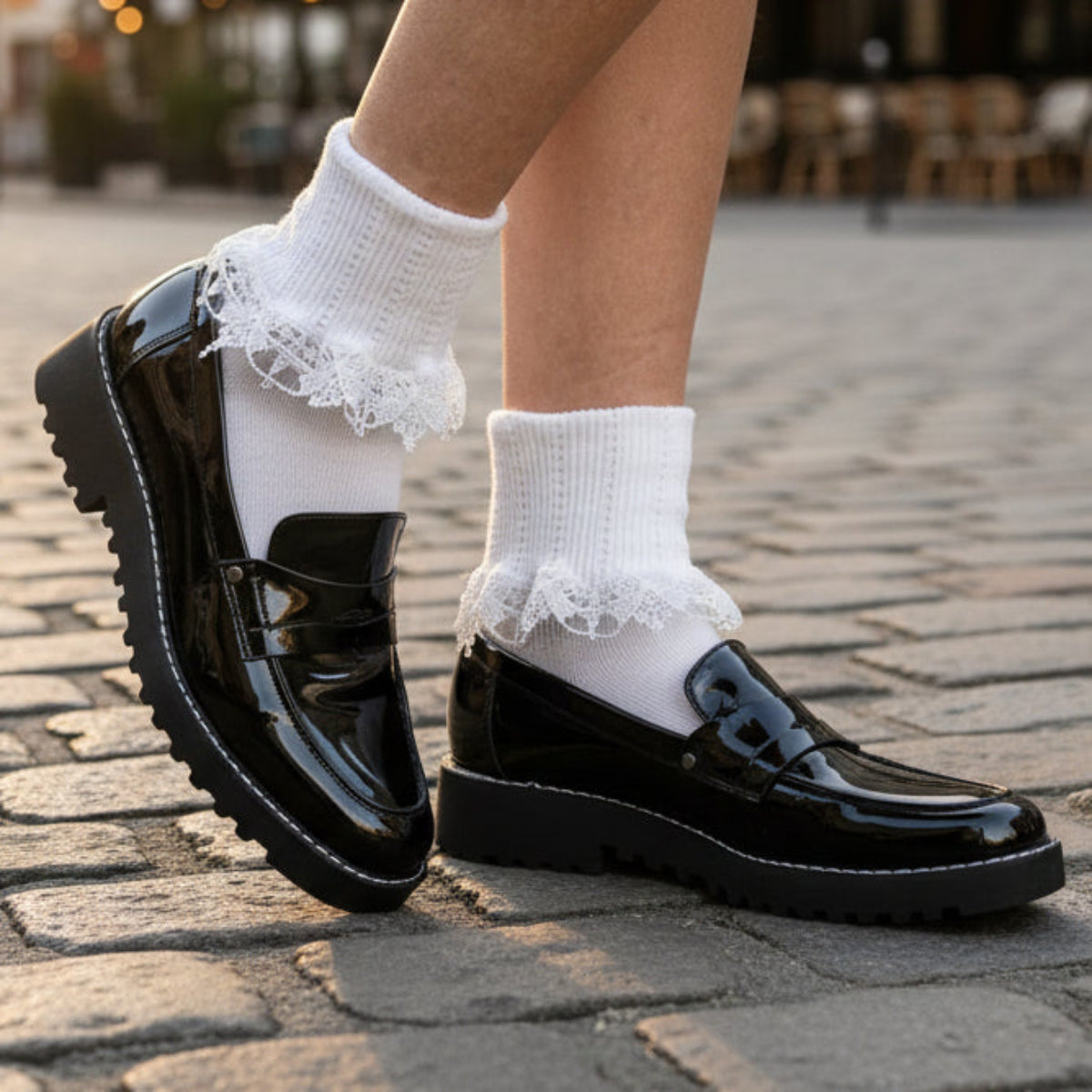 BOW lace cuff ankle socks  - white