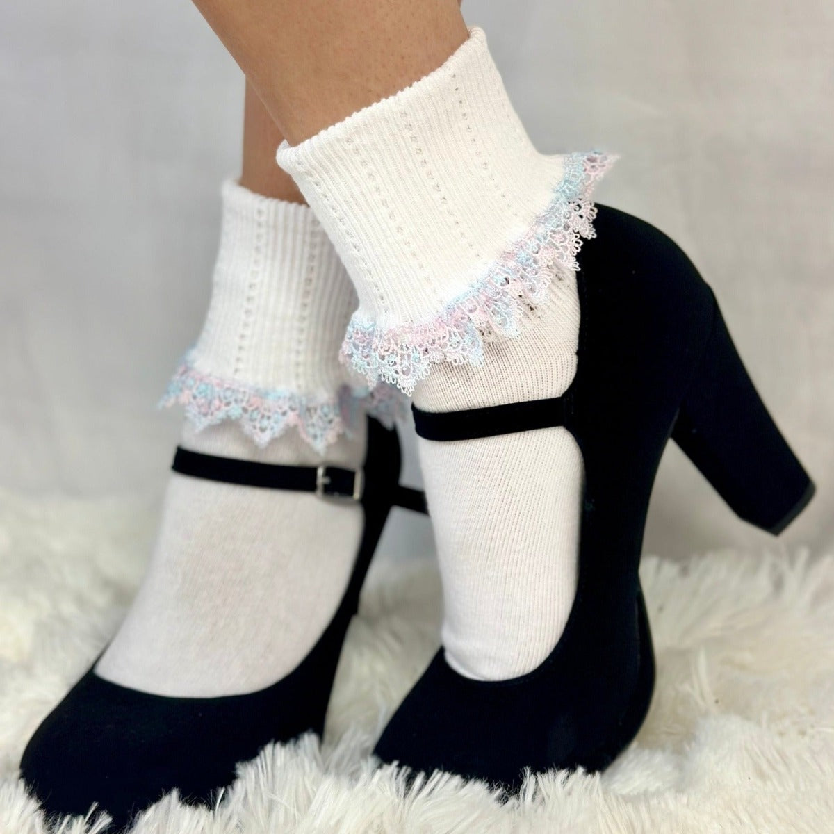 OMBRE" tatted  lace cuff ankle socks  - white blue, ladies best quality lace trimmed socks, Amazon lace socks.
