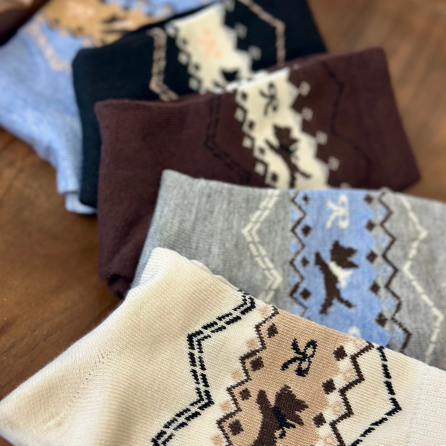 Barks and Bows 5-Pack assorted  Bundle + Wish Bracelet | Ankle Socks