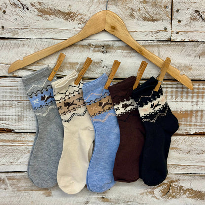 Dog Lover Crew Socks 5-Pack Bundle with Paw Wish Bracelet - Women's 6-9  Catherine Cole signature socks
