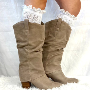 LOLITA lacy knee crochet socks - white