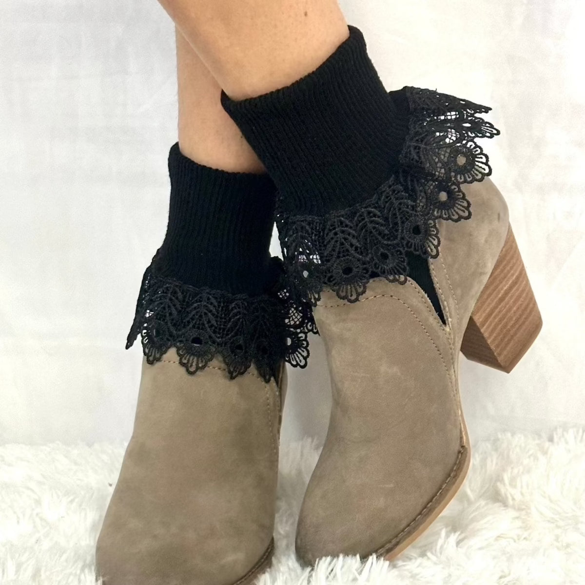 signature BLOSSOM  lace ankle cuff socks women, crew women's lace socks near me, best quality lace women's socks