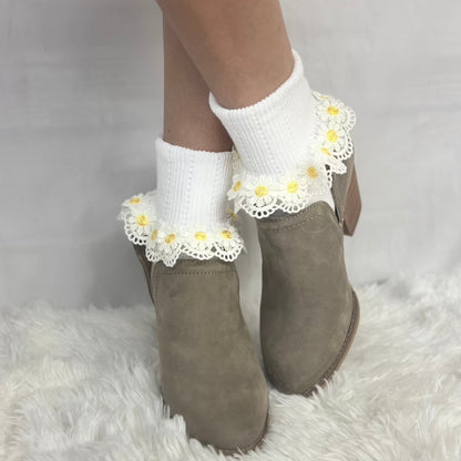 DAISY MAE  lace cuff socks - white yellow