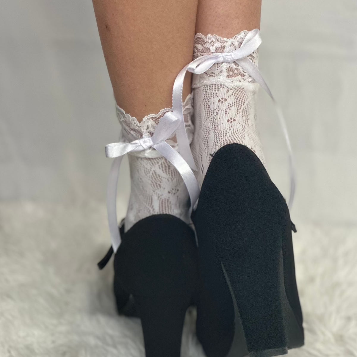 Cosmopolitan white lace ankle socks with bow, lace socks for heels women fashion designer 