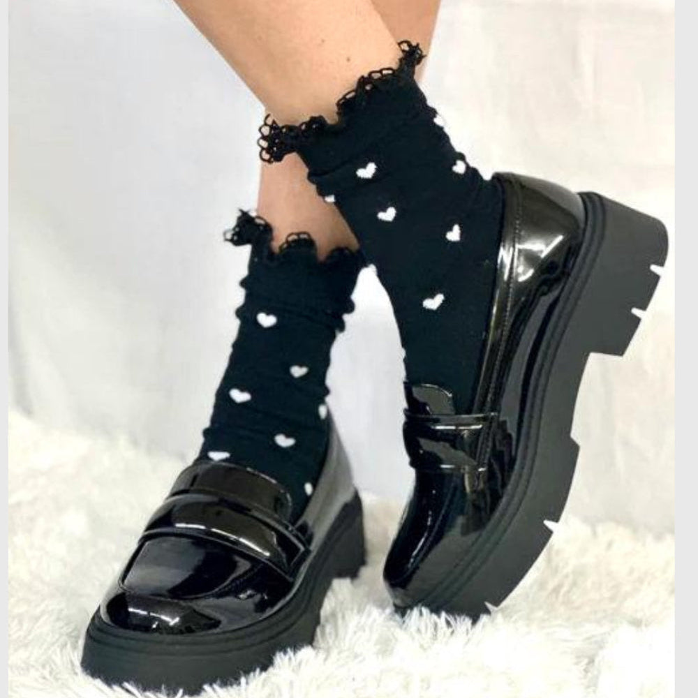 Hearts_delight_Valentines_day_lace_ankle_socks_for_women