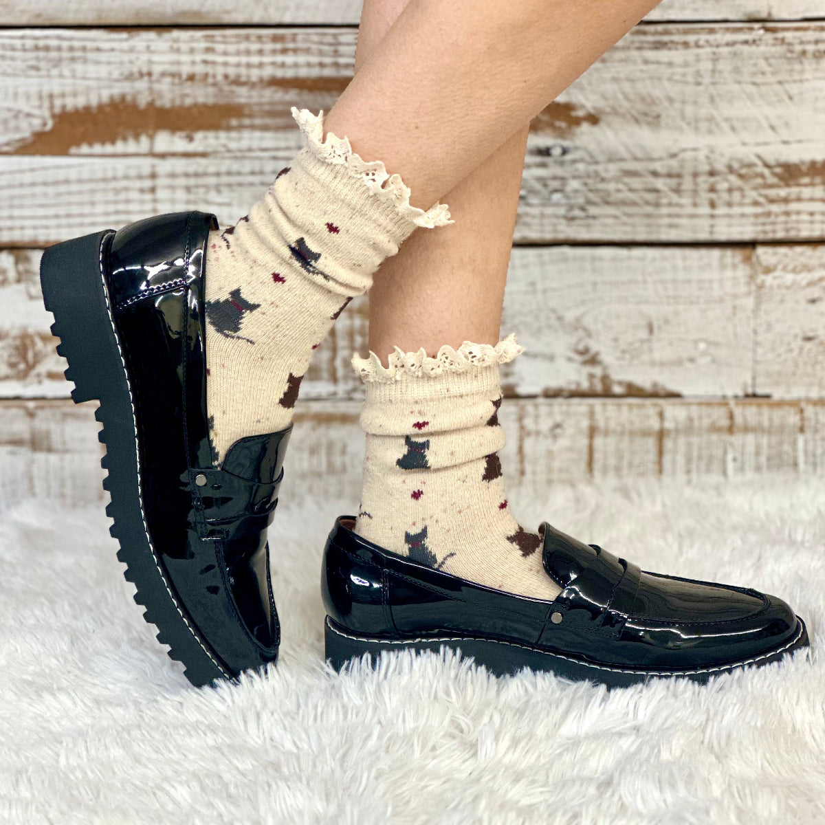 PURR LOVE Cat & Hearts Crew Socks