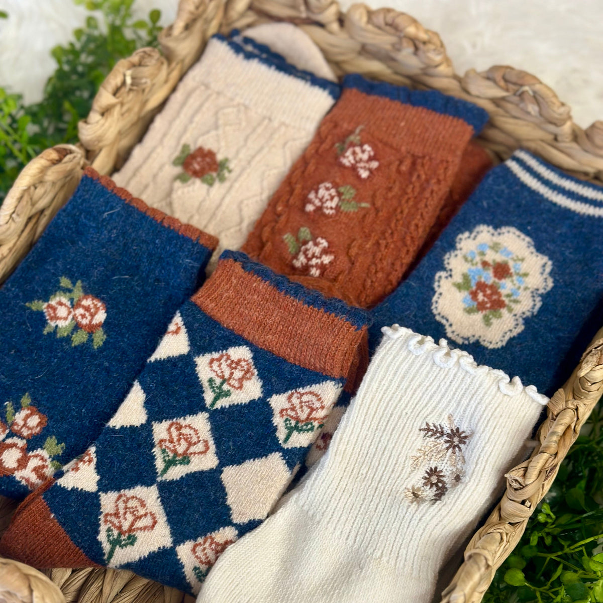 ROMANCE Socks 3-Pack assorted  Bundle + Wish Bracelet | Ankle Socks