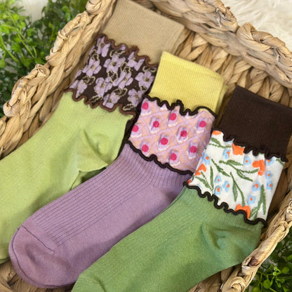 Whimsical Ruffle Ankle Socks 3-Pack Bundle with Wish Bracelet - Women's 6-9