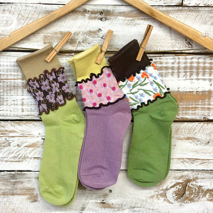 Whimsical Ruffle Ankle Socks 3-Pack Bundle with Wish Bracelet - Women's 6-9