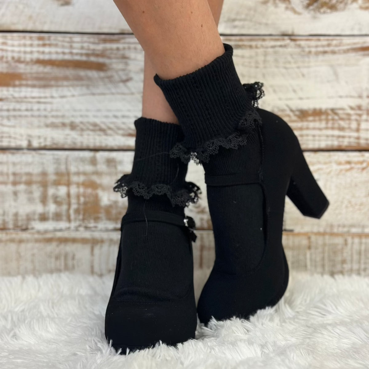 PROMOTIONAL SALE lace cuff ankle socks - black, cool lace socks women’s, lace ankle socks, ruffle socks