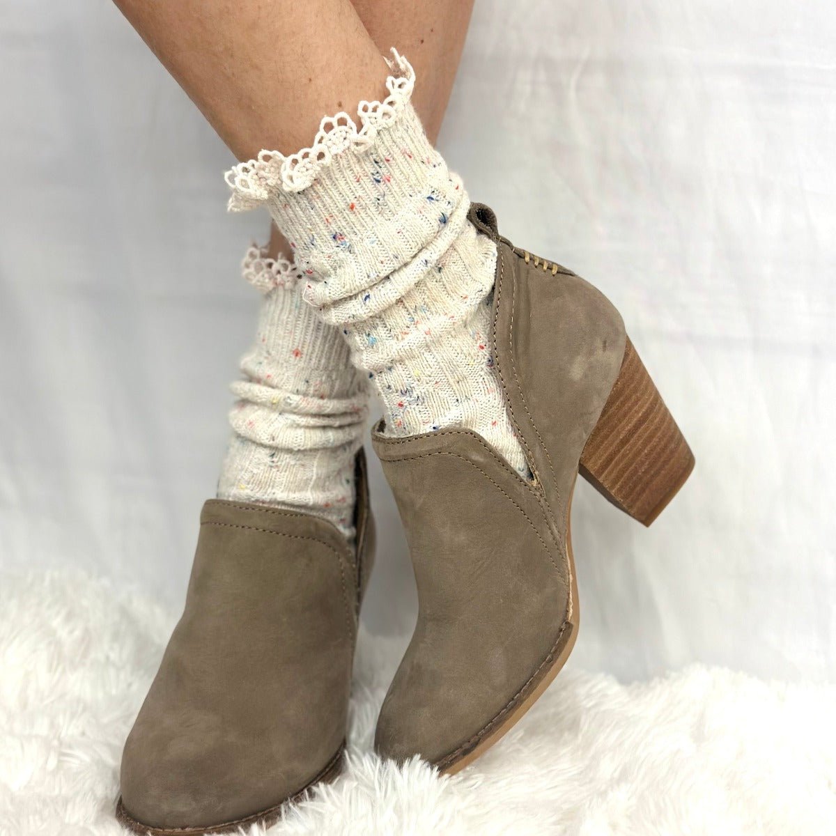 BOOTIE  lace slouch  socks - confetti, cute lace trimmed socks ladies
