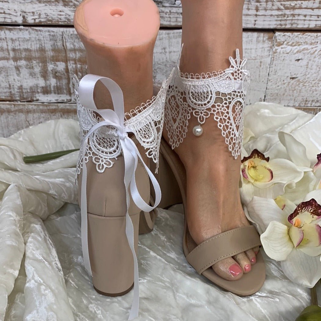 SCALLOP lace bridal anklets - white, women’s best quality barefoot shoes 