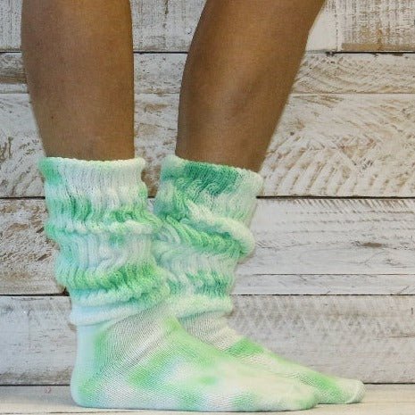 tie dye cotton slouch socks Hippie fashion  Hooters green - Catheirne Cole Atelier